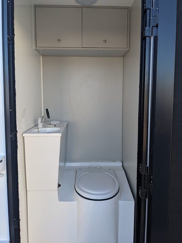 Horse Float FitOuts & Commercial Vehicle FitOuts RV Service Centre